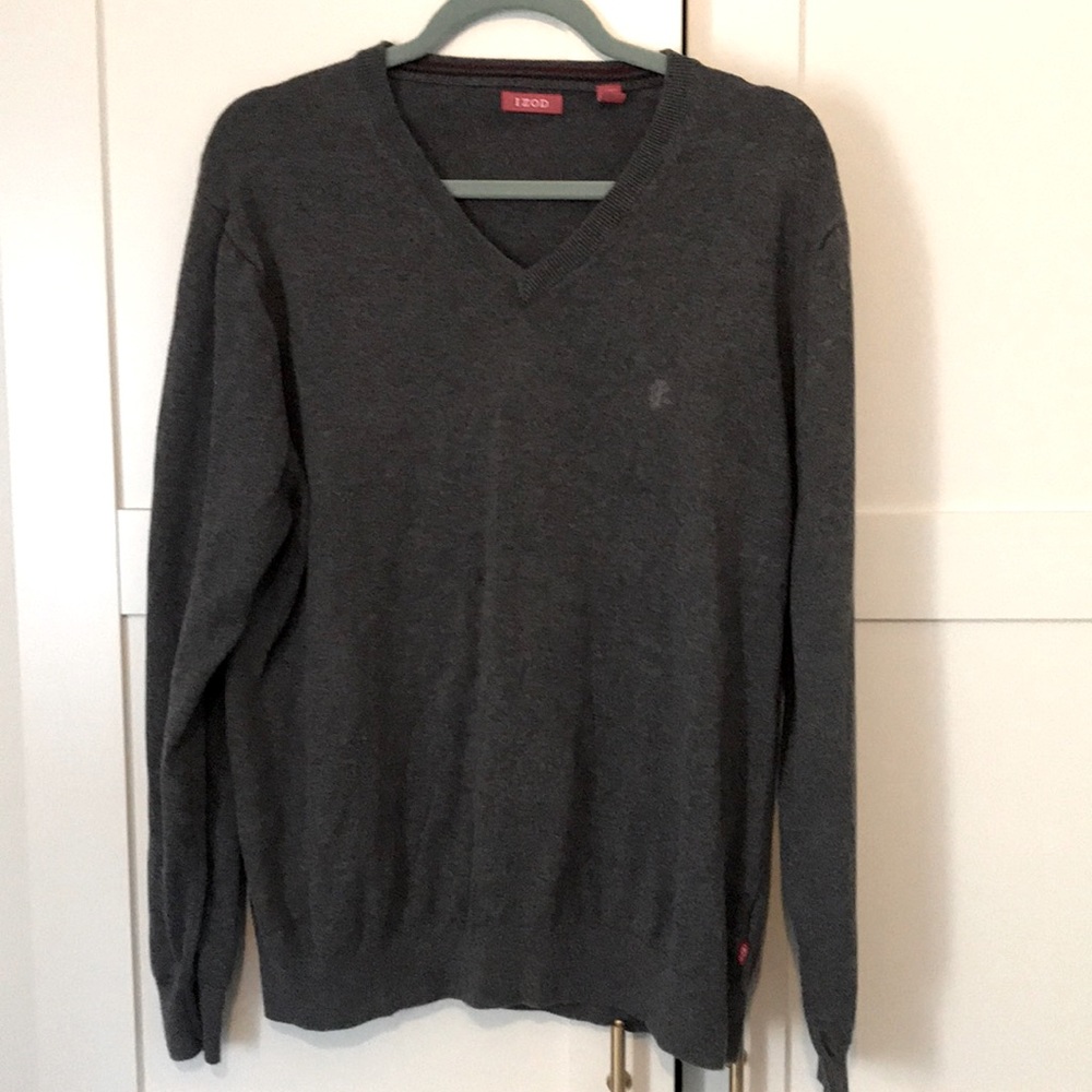Izod sweater